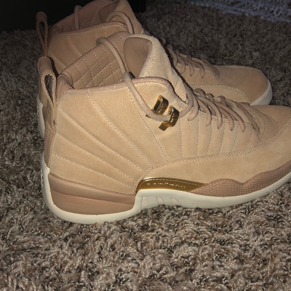 Vachetta Tan Jordan 12s